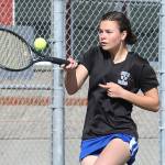 5 Falcons qualify for bi-district tournament / Tennis