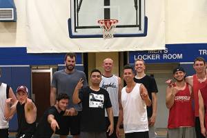 3-on-3 tournament begins Saturday / Basketball