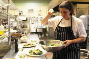 Thanksgiving made magical: Chef creates gourmet meals featuring local ingredients