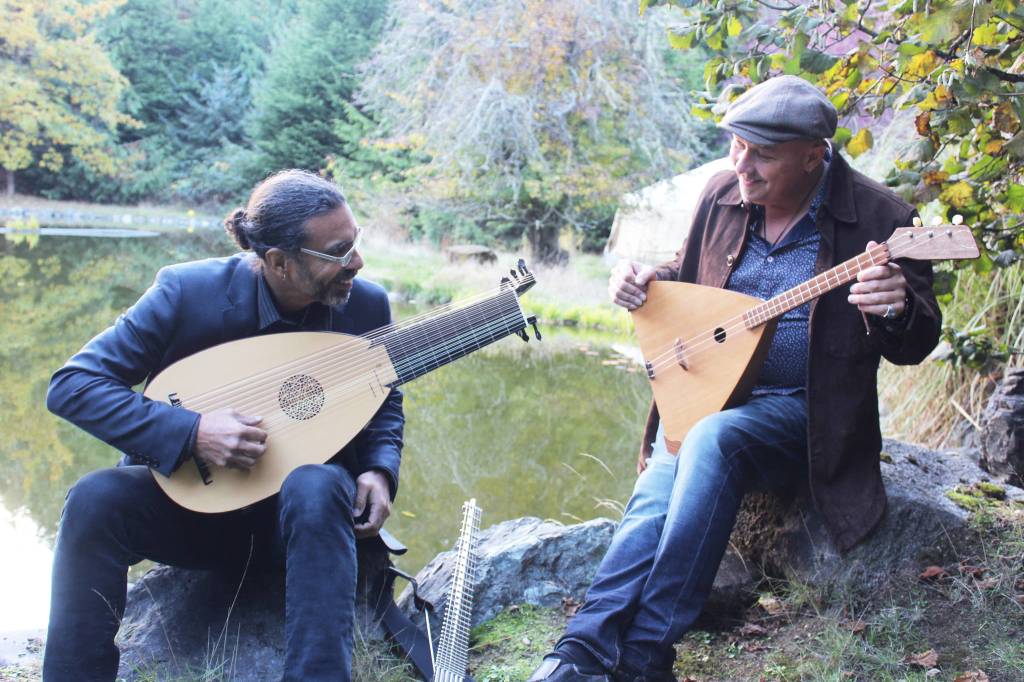 Stringing the world together: Two guitar masters perform together at the Cythara show