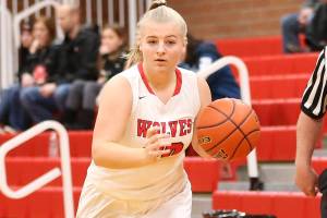 Renninger revels in the success of her high school teammates
