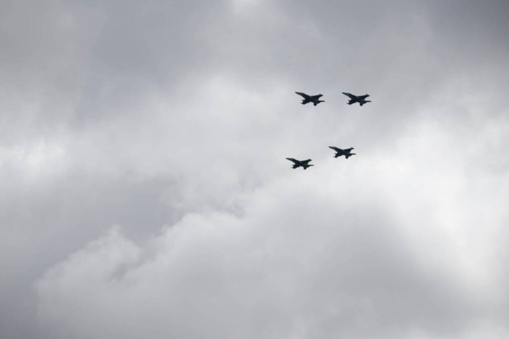 Missing man flyover. (Photo by Rachel Rosen/Whidbey News-Times)