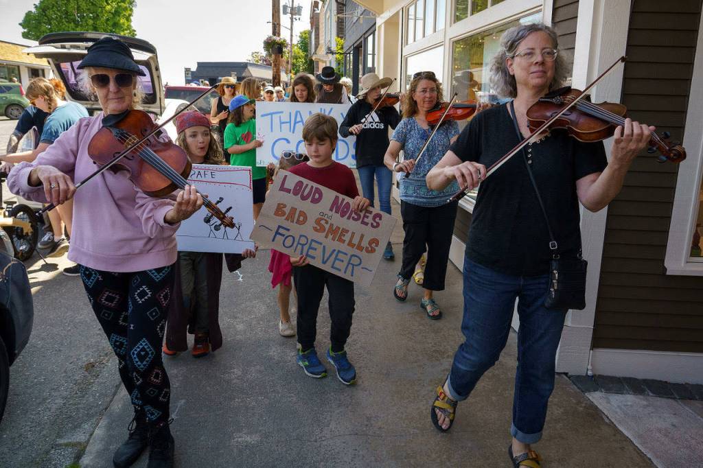 Music students of all ages played in the parade. (Photo by David Welton)