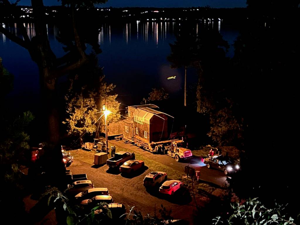 Photo be Andrea Handly