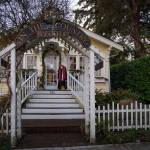 In the Country occupies a unique location in a charming little house that was built in 1929 and 1930 for the founders of the South Whidbey Record, then known as the Whidbey Record. (Photo by David Welton)