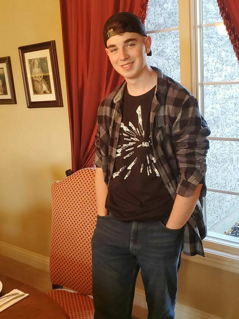 Photo courtesy of Greg Davis
21-year-old Donovan Davis, the CH-53E helicopter crew chief, was born at the Naval Hospital on NAS Whidbey on July 17, 2002.