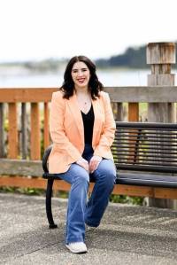 Photo by Lauren Halley with Moments of Moxie
Christina Elliott is running for Island County commissioner.
