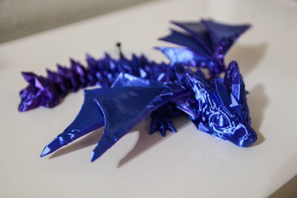 A blue dragon. (Photo by Luisa Loi)