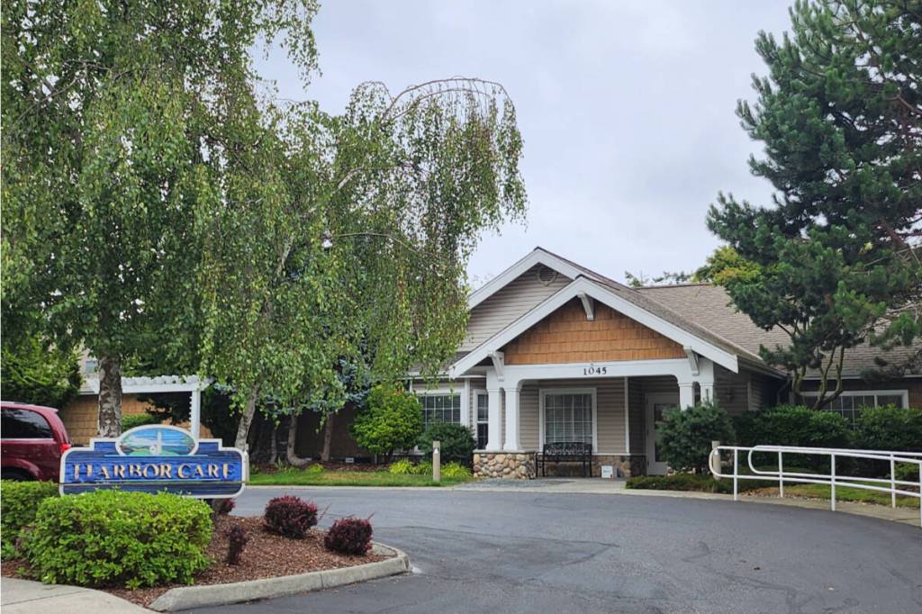 Families dont have to go out of town or out of state. We cover the entire island, permitting residents to stay close to home and their loved ones, says Teri Mendiola, Community Relations Director. Photo courtesy of Regency on Whidbey.