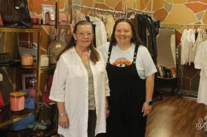 Photo by Kira Erickson/South Whidbey Record
Liz Smith, right, and her mother Ron Smith are co-owners of the new Island Boutique on South Whidbey.