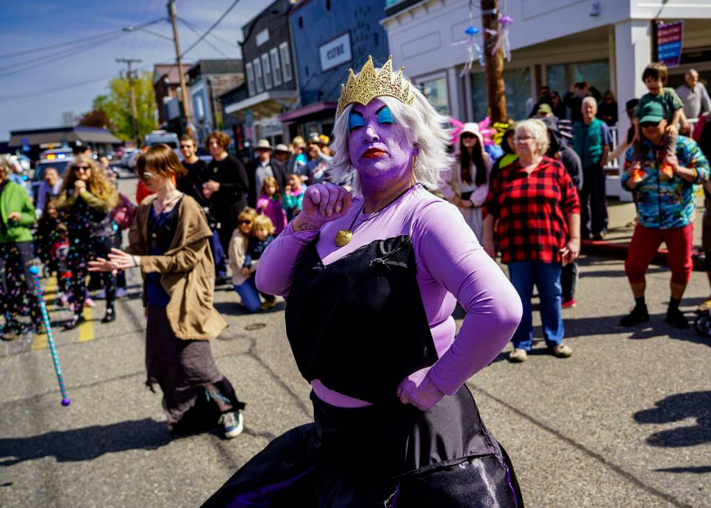 (Photo by David Welton)
Over 300 people turned out for the Welcome the Whales Parade in April, including the villainous sea witch Ursula.