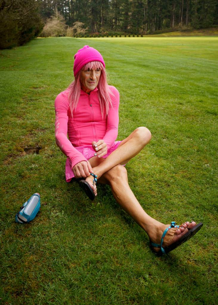 Photo by David Welton
Willow Dolde runs barefoot or with minimal sandals.