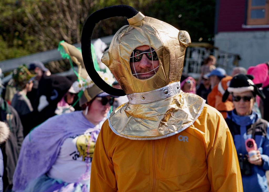 This diver was among the roughly 100 people who participated in the parade. (Photo by David Welton)