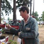 Elizabeth Case-Smith labels the produce from Case Farm (Photo by Marina Blatt)