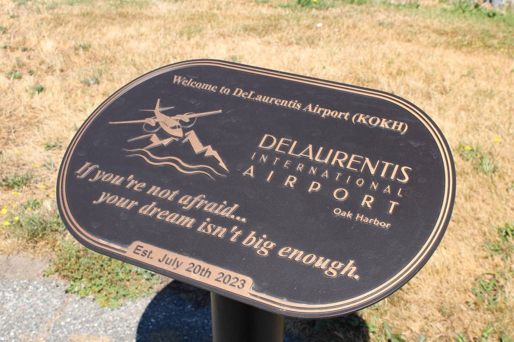A plaque featuring a quote from DeLaurentis film (Photo by Allyson Ballard).