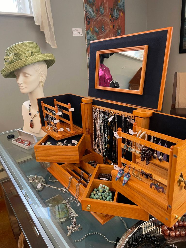 (Photo by Marina Blatt) Vintage jewelry on display.
