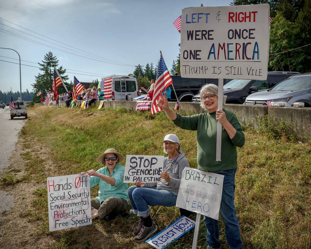 (Photo by David Welton) People protesting genocide in Palestine and the Trump Administration coexisted alongside a new group of conservative-minded people who showed up for a Charlie Kirk memorial.